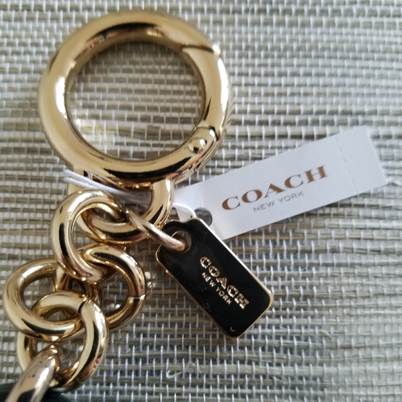 New Women's "Coach" Key Chain - Picture 3 of 4